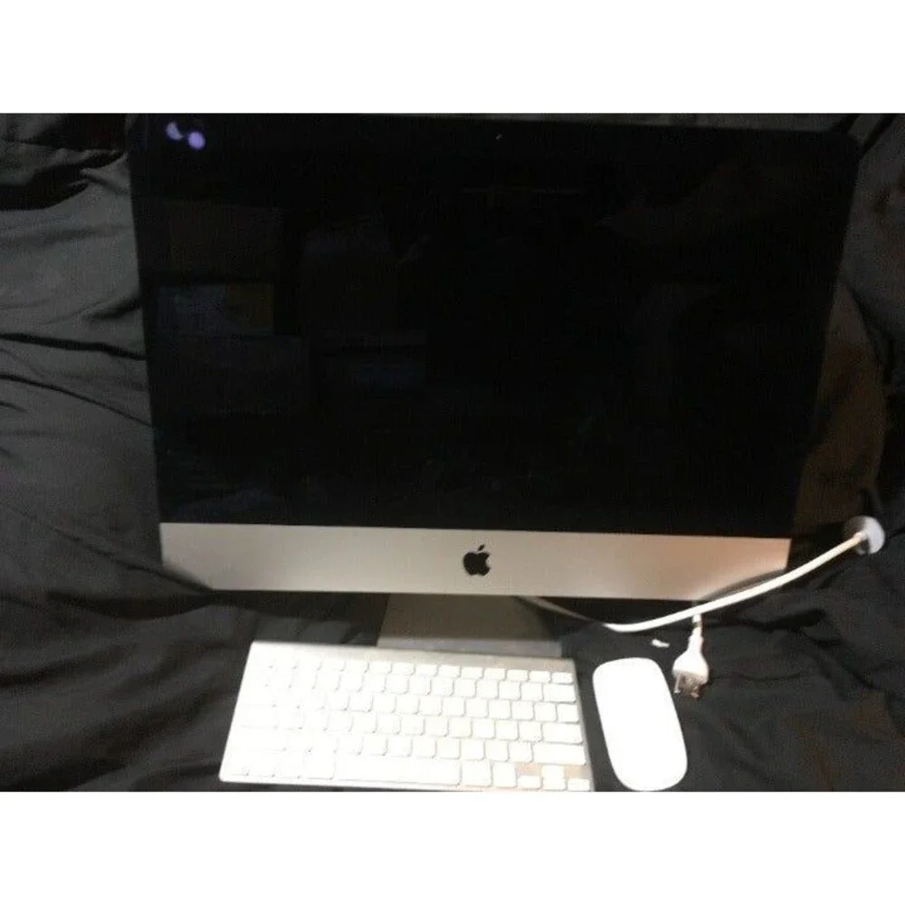 Apple 21.5 Inch All-In-One Imac Computer